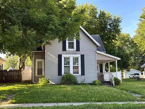 1009 E Market St, Crawfordsville, IN 47933