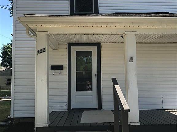 2nd image of 722 W Franklin St
