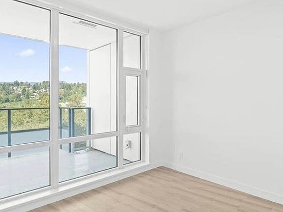 5th image of 1500 Fern St #2209