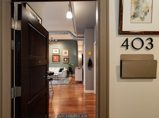 212 N Center St UNIT 403, Bloomington, IL