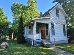 1103 E Walnut St, Frankfort, IN 46041