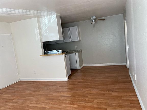 2nd image of 22411 Del Valle St #12