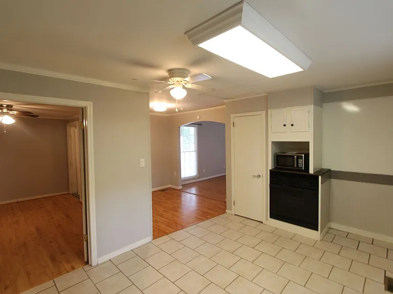 2101 3rd Pl S #B — Photo 10