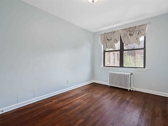 3rd image of 21528 47th Ave APT 3A