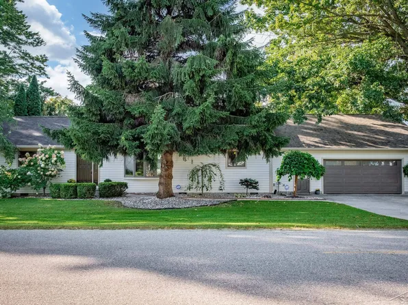 211 Tonkin St, Beaverton, MI 48612