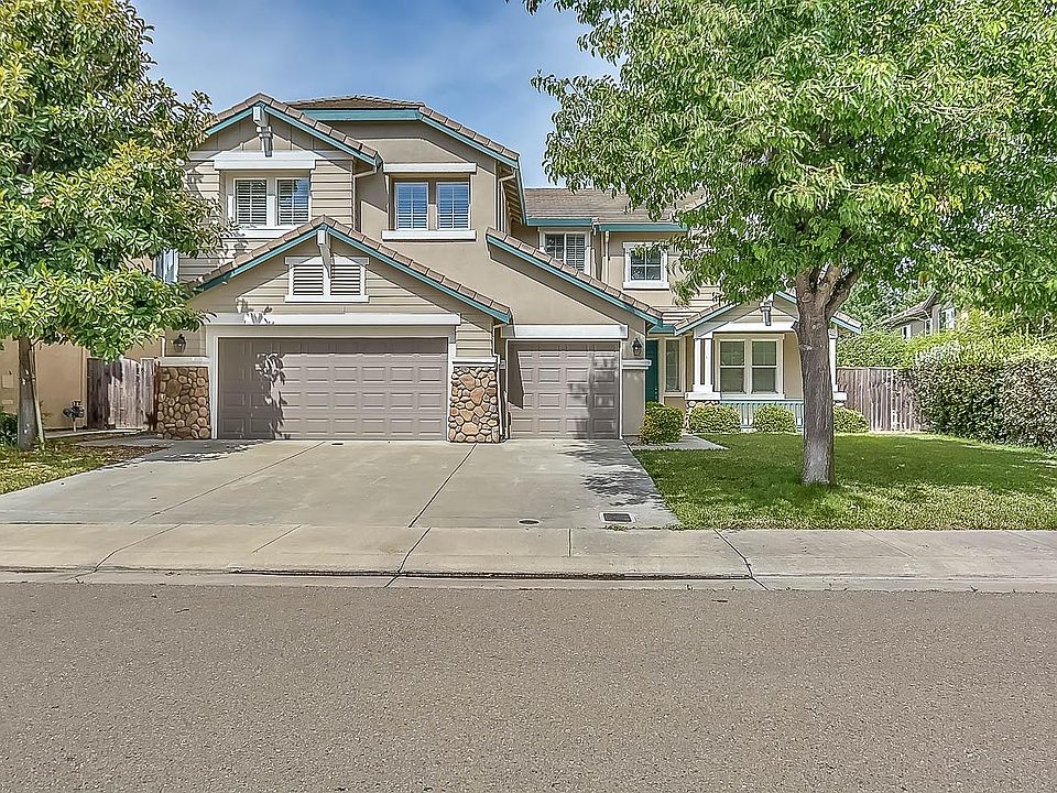 1st image of 10535 Pyramid Dr