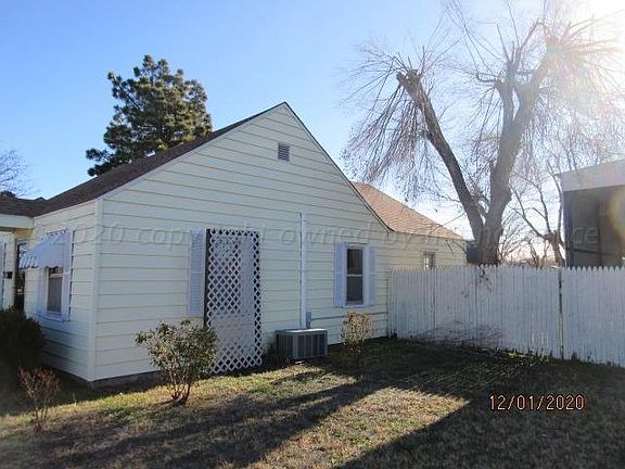 3rd image of 1032 E Fisher St