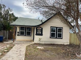 2215 N Elmendorf St, San Antonio, TX 78201