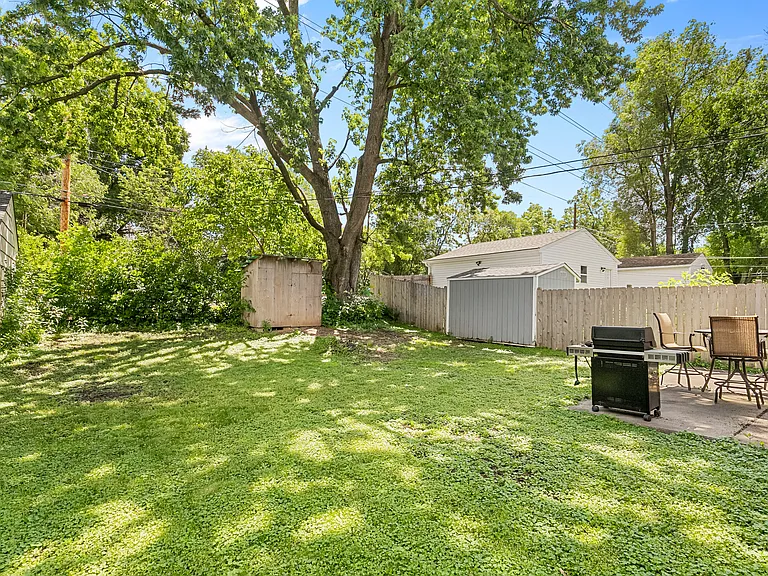 2809 Brunswick Ave S — Photo 4