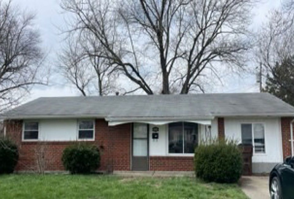 1st image of 174 Tecumseh Dr