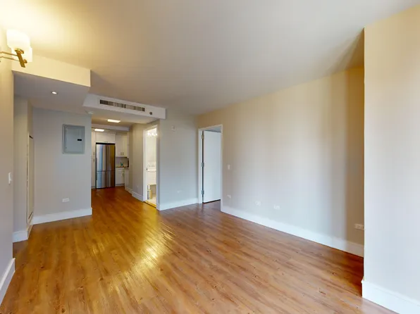 237 East 34th Street image 7 of 40