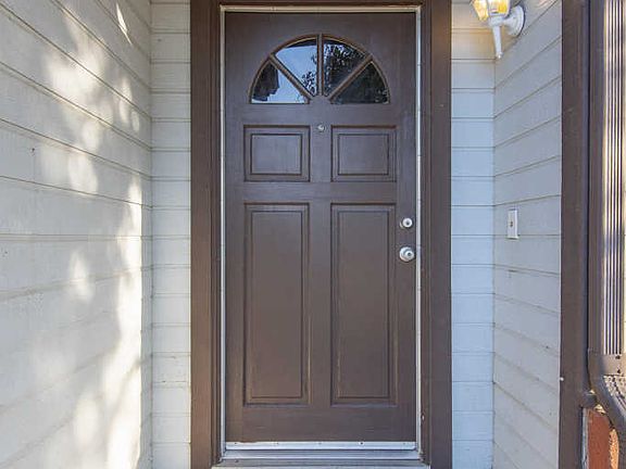 4th image of 2234 W Delta Ave