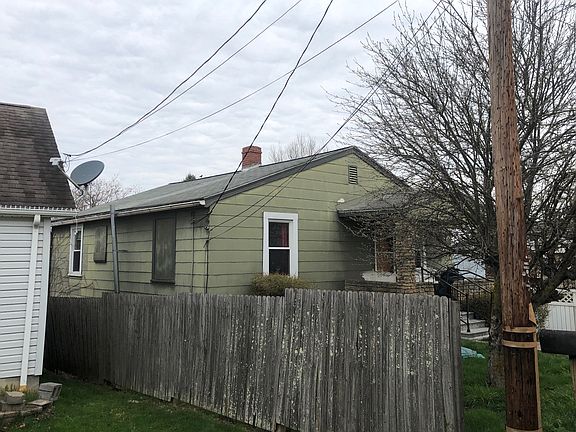 3rd image of 469 Westwood Ave