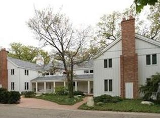 1130 Short Rd, Kalamazoo, MI 49008