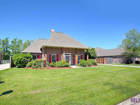 2nd image of 16469 Oakview Dr