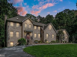 16 Winning Colors Rd, Stafford, VA 22556