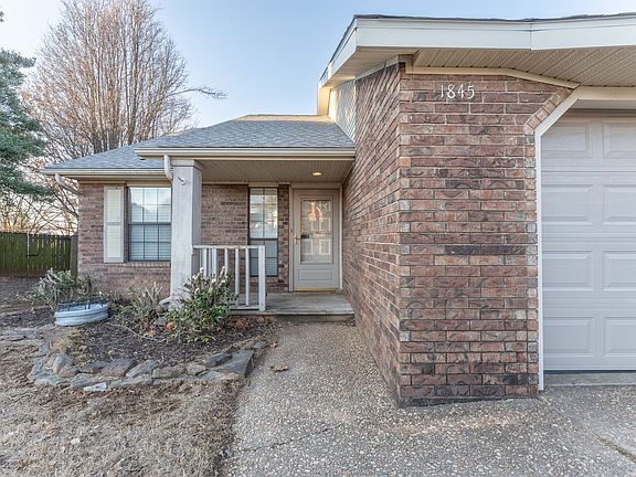 2nd image of 1845 N Pointer Ln