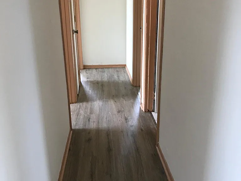 111 Sharon Ave — Photo 24
