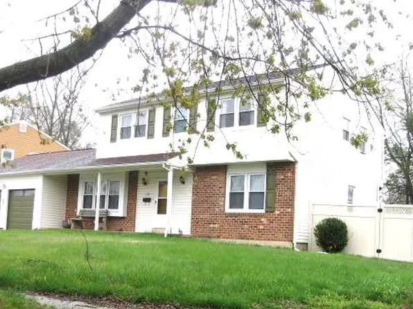 100 Griffith Dr, New Castle, DE 19720