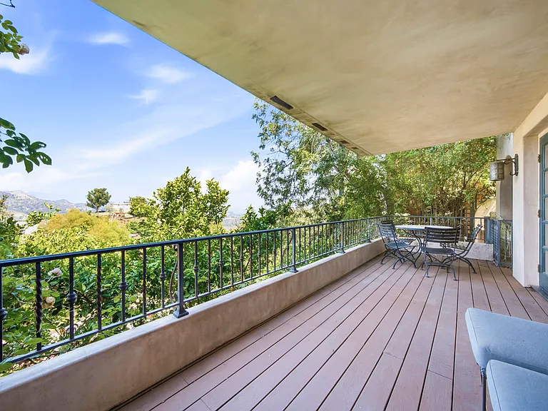 2928 Las Alturas St #1/2 — Photo 12
