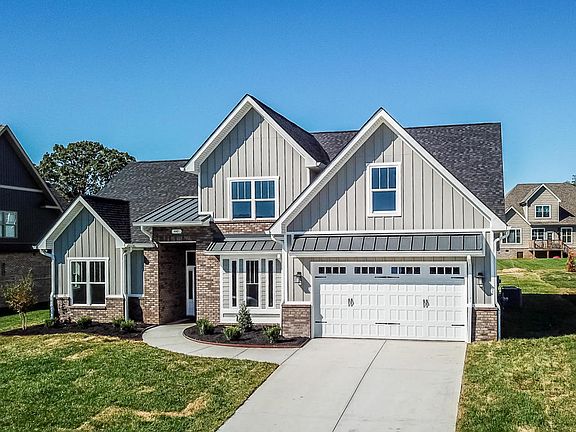 3rd image of 447 Holland Springs Dr