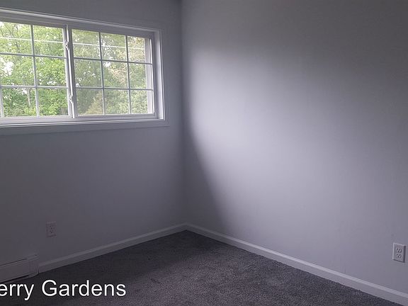 3rd image of 93 Overton Ave #A