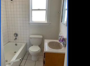 643 16th St #D, Richmond, CA 94801