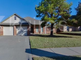 317 E Richmond Ter, Mustang, OK 73064