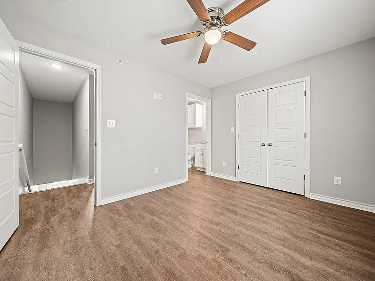 Springwood Townhomes — Photo 7