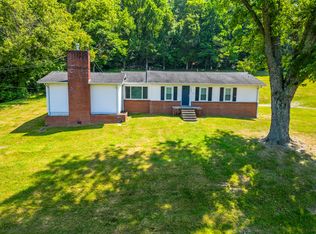 1263 Summerville Rd, Kingsport, TN 37663
