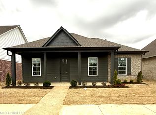 630 Bolivar Dr, Nesbit, MS 38651