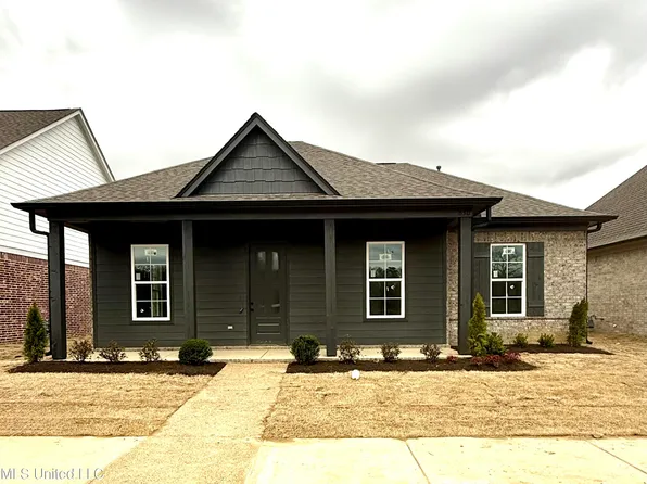 630 Bolivar Dr, Nesbit, MS 38651