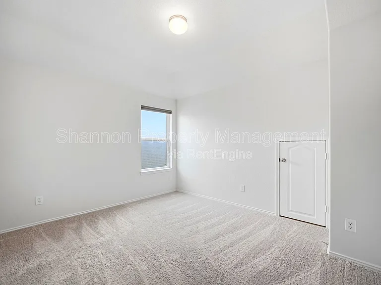 5309 Camerford Ct — Photo 22