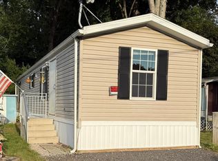 557 SW Cutoff #67, Worcester, MA 01607