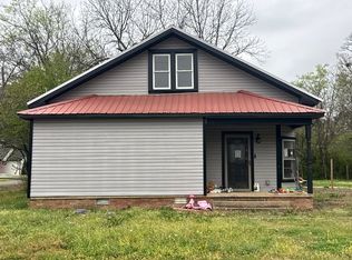 401 Avenue 2 NE, Atkins, AR 72823