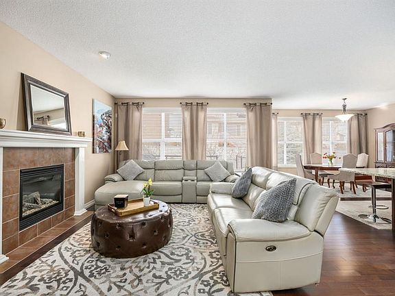 5th image of 596 E Everbrook Way SW