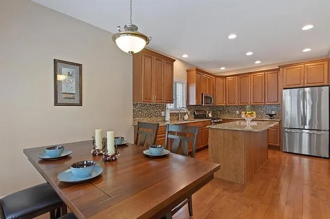 Kitchen/Dining