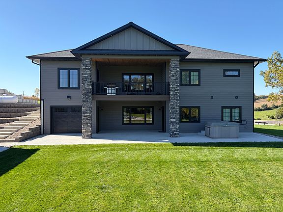 4th image of 1785 Prairie Ridge Way