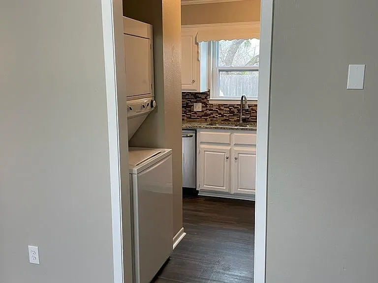 609 S 5th St #9 — Photo 17