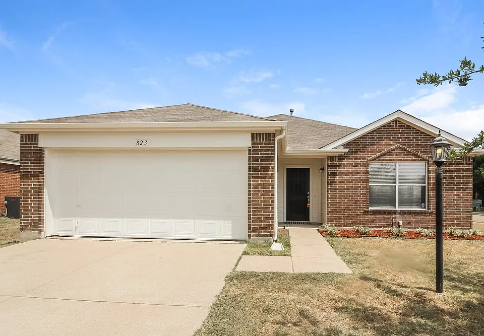 823 Sage Meadow Dr