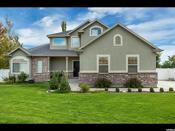 2nd image of 11733 S Cedar Stone Cir