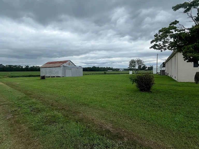 2629 State Highway 45 N — Photo 15