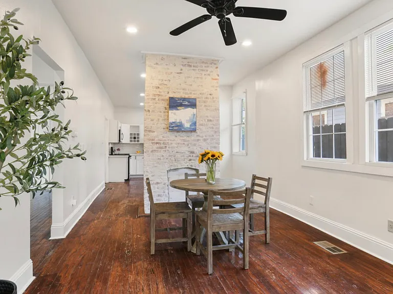 2112 Amelia St — Photo 3