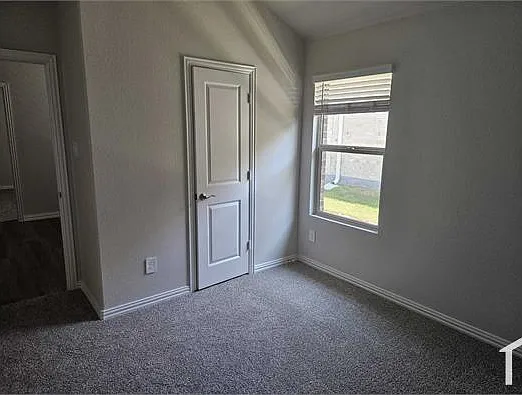 2257 Cliff Springs Dr — Photo 17