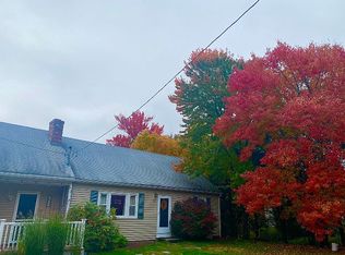 37 Beach Point Rd, Lancaster, MA 01523