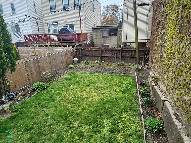 667 Saratoga St #2 — Photo 13