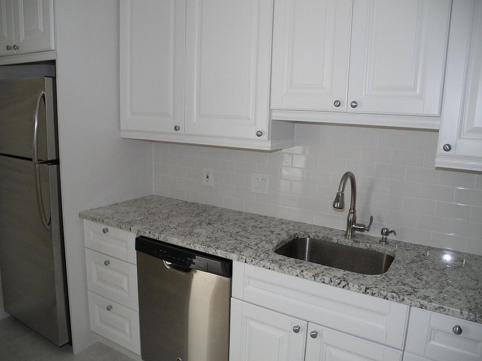 Almost new kitchen