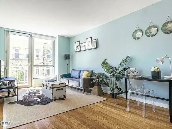 211 Mcguiness Boulevard image 2 of 15