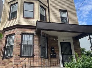 317 S 11th St, Newark, NJ 07103