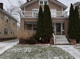 1253 Granger Ave #2, Lakewood, OH 44107